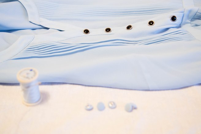 Changing buttons dress